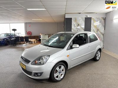 Occasion Ford Fiesta Futura 69 PK (50 kW) 2007 Grijs (metallic) Hatchback