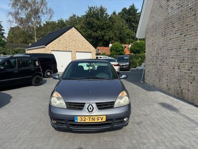 Renault Clio II