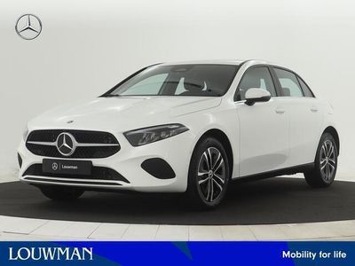 tweedehands Mercedes A250 e Star Edition | Dodehoekassistent | Parkeerpakket met achteruitrijcamera | High-performance led-koplampen | Extra USB-poorten | Verwarmde stoelen vooraan | Zitcomfortpakket | Spiegelpakket |
