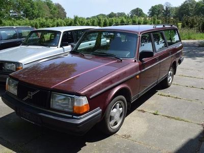 tweedehands Volvo 240 