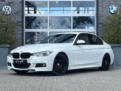 BMW 330e