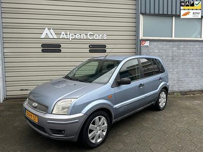 Grijs Gebruikt 2005 Ford Fusion Futura MPV | € 2.450 (Eerlijke prijs)