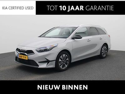 Grijs Gebruikt 2025 Kia Ceed Comfort Hatchback | € 29.940 (Duur)