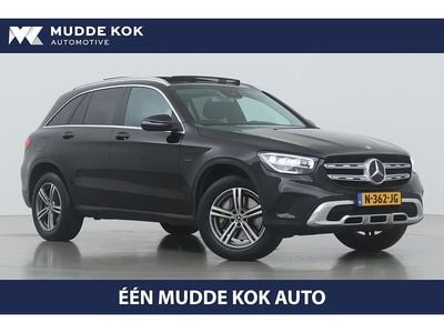 Zwart Gebruikt 2020 Mercedes GLC300 Business SUV | € 27.800 (Goede deal)