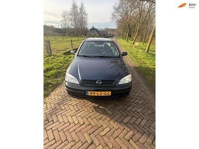 Blauw Gebruikt 2002 Opel Astra Hatchback | € 999 (Eerlijke prijs)
