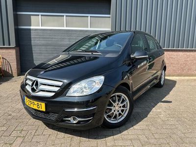 Mercedes B200