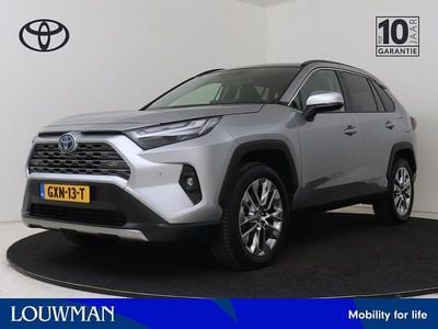 Grijs (metallic) Occasion 2024 Toyota RAV4 Hybrid Executive SUV | € 45.950 (Eerlijke prijs)