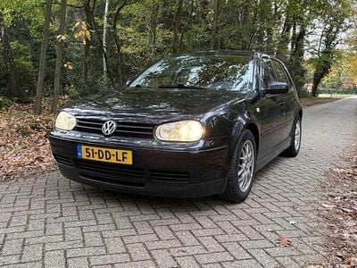 Zwart Occasion 1999 VW Golf III Highline Hatchback | € 5.000 (Iets duurder)