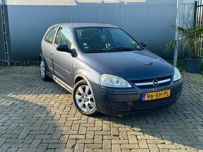 tweedehands Opel Corsa 1.2-16V Silverline - Airco - APK 03-2025