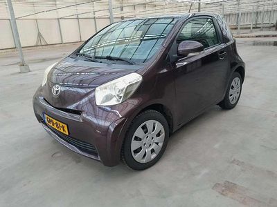 Paars Gebruikt 2009 Toyota iQ Comfort Hatchback | € 4.500 (Iets duurder)