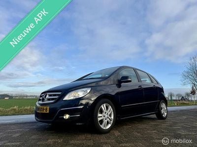 Zwart Gebruikt 2010 Mercedes B180 Business MPV | € 1.995 (Eerlijke prijs)