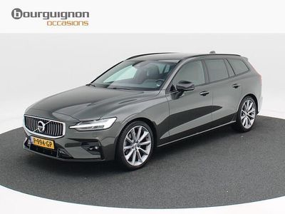 Grijs Gebruikt 2022 Volvo V60 R-Design Stationwagen | € 34.350 (Iets duurder)