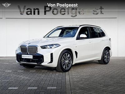 Mineralweiss metallic (a96) (wit metallic) Gebruikt 2025 BMW X5 Comfort Edition SUV | € 85.900