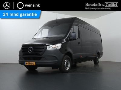 Zwart Occasion 2024 Mercedes Sprinter Van | € 37.850 (Goede deal)