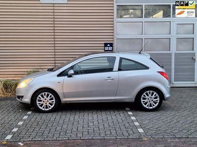 tweedehands Opel Corsa 1.4-16V Business | Airco | 2e eigenaar | Cruise co