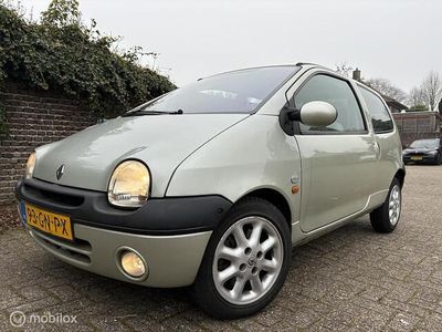 Occasion Renault Twingo Initiale 58 PK (42 kW) 2001 Beige (metallic) Hatchback