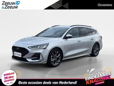 Moondust silver (licht grijs) Gebruikt 2024 Ford Focus ST-Line X Stationwagen | € 26.940 (Eerlijke prijs)