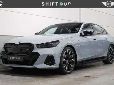 Grijs Gebruikt 2024 BMW i5 Comfort Edition Sedan | € 69.940 (Iets duurder)