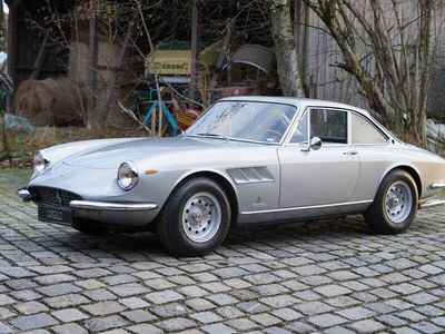 Zilver Occasion 1967 Ferrari 330 Coupé | € 489.700