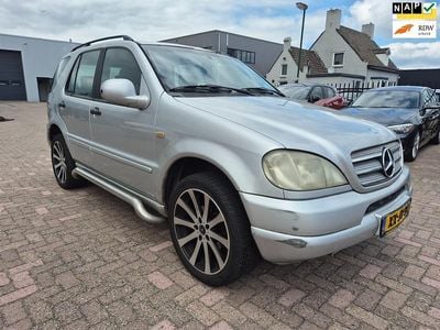Mercedes ML320