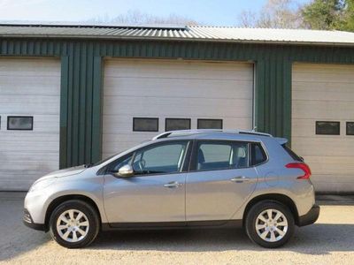 Grijs, metallic lak Gebruikt 2014 Peugeot 2008 Access SUV | € 6.450 (Eerlijke prijs)