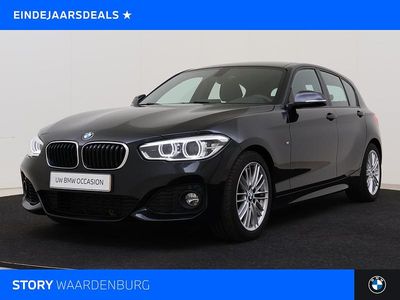 Zwart (metallic) Gebruikt 2019 BMW 118 Executive Hatchback | € 21.495 (Eerlijke prijs)