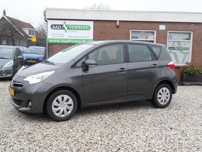 Grijs Occasion 2012 Toyota Verso-S Comfort MPV | € 6.750 (Eerlijke prijs)