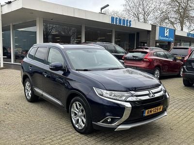 Blauw Gebruikt 2017 Mitsubishi Outlander Edition SUV | € 16.500 (Goede deal)