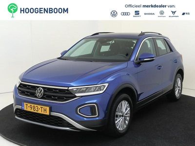 Blauw Gebruikt 2023 VW T-Roc Life SUV | € 23.950 (Goede deal)