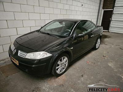 tweedehands Renault Mégane Cabriolet Coupé- 2.0-16V leer