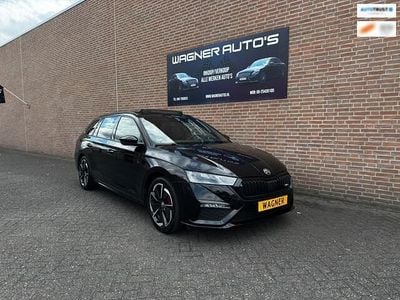 Zwart Gebruikt 2020 Skoda Octavia RS Stationwagen | € 29.950 (Eerlijke prijs)