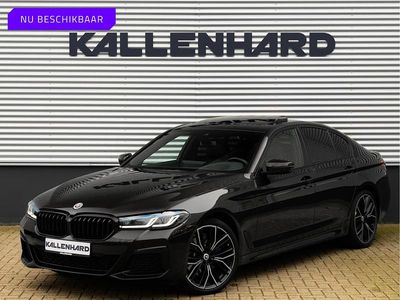 Zwart Occasion 2022 BMW 530 Sedan | € 39.875 (Iets duurder)