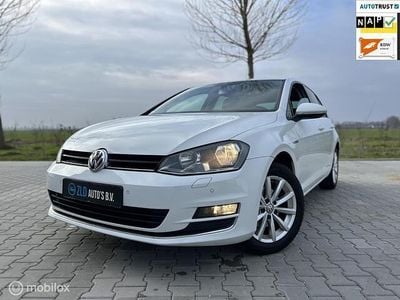 Overige Occasion 2016 VW Golf VII LOUNGE Hatchback | € 10.249 (Super prijs)