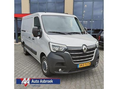 Renault Master T28