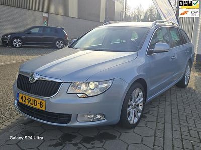 Occasion Skoda Superb Business Line 161 PK (118 kW) 2011 Blauw Stationwagen