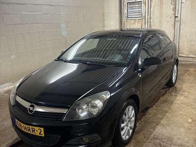 Occasion Opel Astra GTC 140 PK (102 kW) 2009 Zwart Coupé