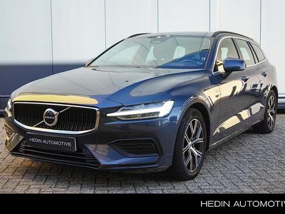 Blauw Gebruikt 2022 Volvo V60 Core Stationwagen | € 32.995 (Eerlijke prijs)