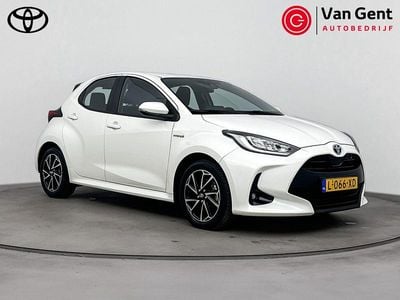 Occasion Toyota Yaris Hybrid 116 PK (85 kW) 2021 Wit Hatchback