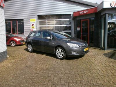 Occasion Opel Astra 101 PK (74 kW) 2011 Grijs Stationwagen