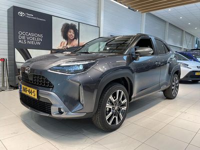 Grijs Nieuw 2025 Toyota Yaris Hybrid Executive SUV | € 35.950 (Iets duurder)