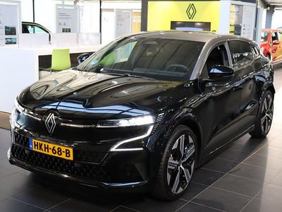Zwart metallic Occasion 2025 Renault Megane E-Tech Iconic Hatchback | € 37.900 (Duur)