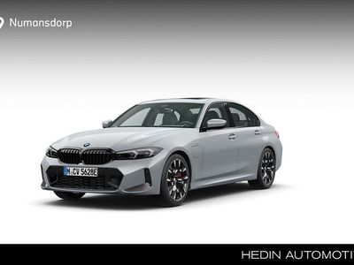 BMW 330e