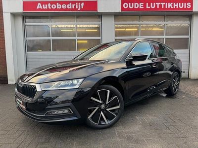 Zwart Occasion 2020 Skoda Octavia First Edition Stationwagen | € 21.945 (Eerlijke prijs)