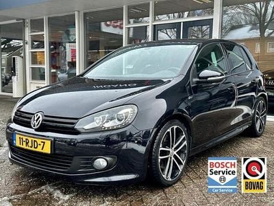Zwart Gebruikt 2011 VW Golf VI R-line Hatchback | € 8.800 (Eerlijke prijs)