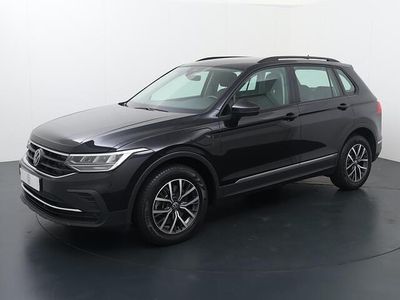 Zwart Gebruikt 2022 VW Tiguan Life SUV | € 34.840 (Eerlijke prijs)
