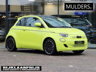 Groen Nieuw 2025 Fiat 500e La Prima Hatchback | € 23.411 (Goede deal)