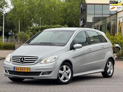 Mercedes B200