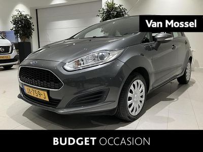 Grijs Gebruikt 2016 Ford Fiesta Style Hatchback | € 8.900 (Duur)