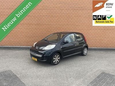 Occasion Peugeot 107 68 PK (50 kW) 2011 Zwart Hatchback