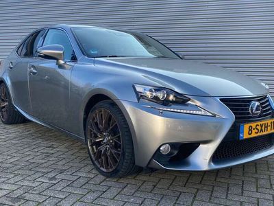 Lexus IS300